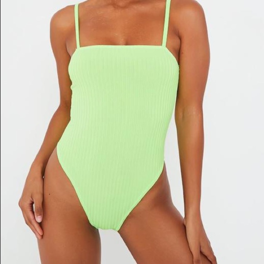 NEVER BEEN WORN ISAWITFIRST Lime Green Bodysuit